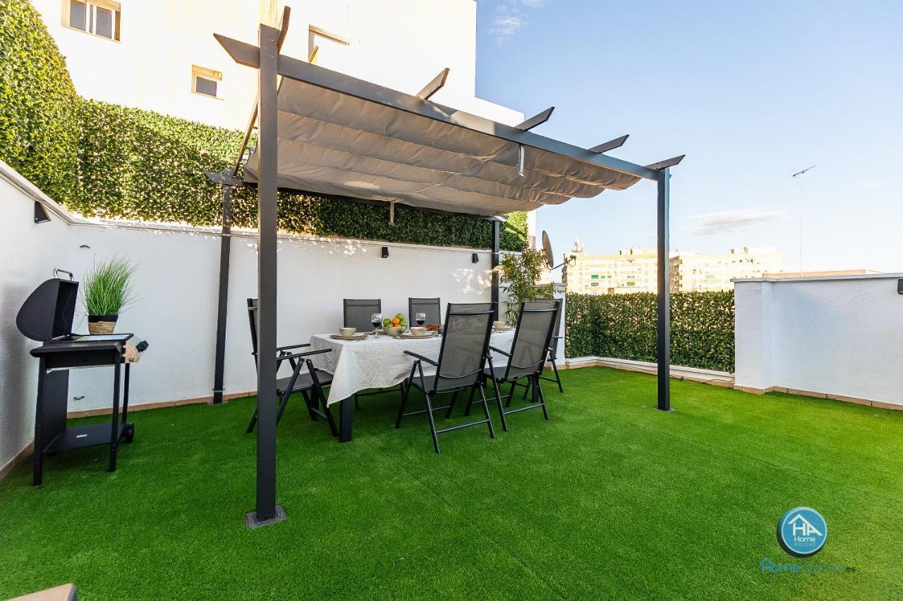Paseo De La Salud Apartman Málaga Kültér fotó