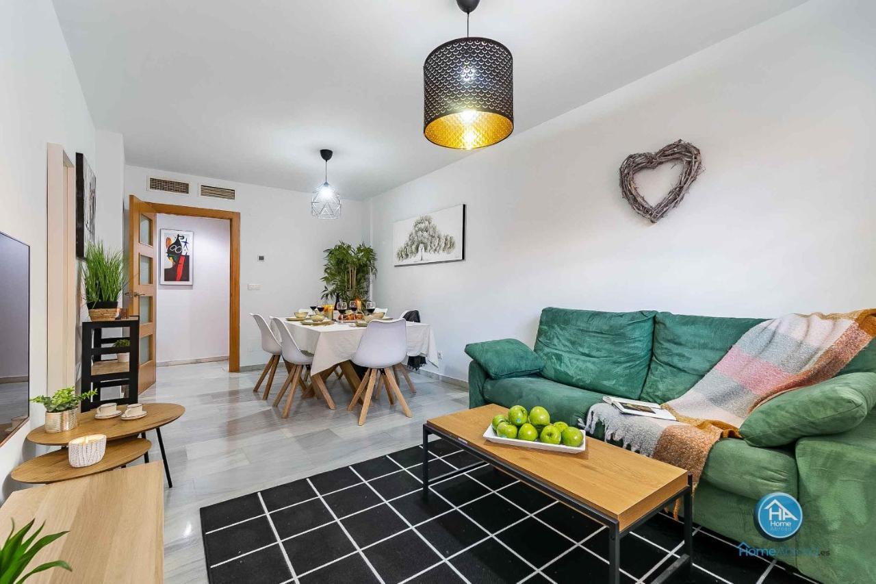 Paseo De La Salud Apartman Málaga Kültér fotó
